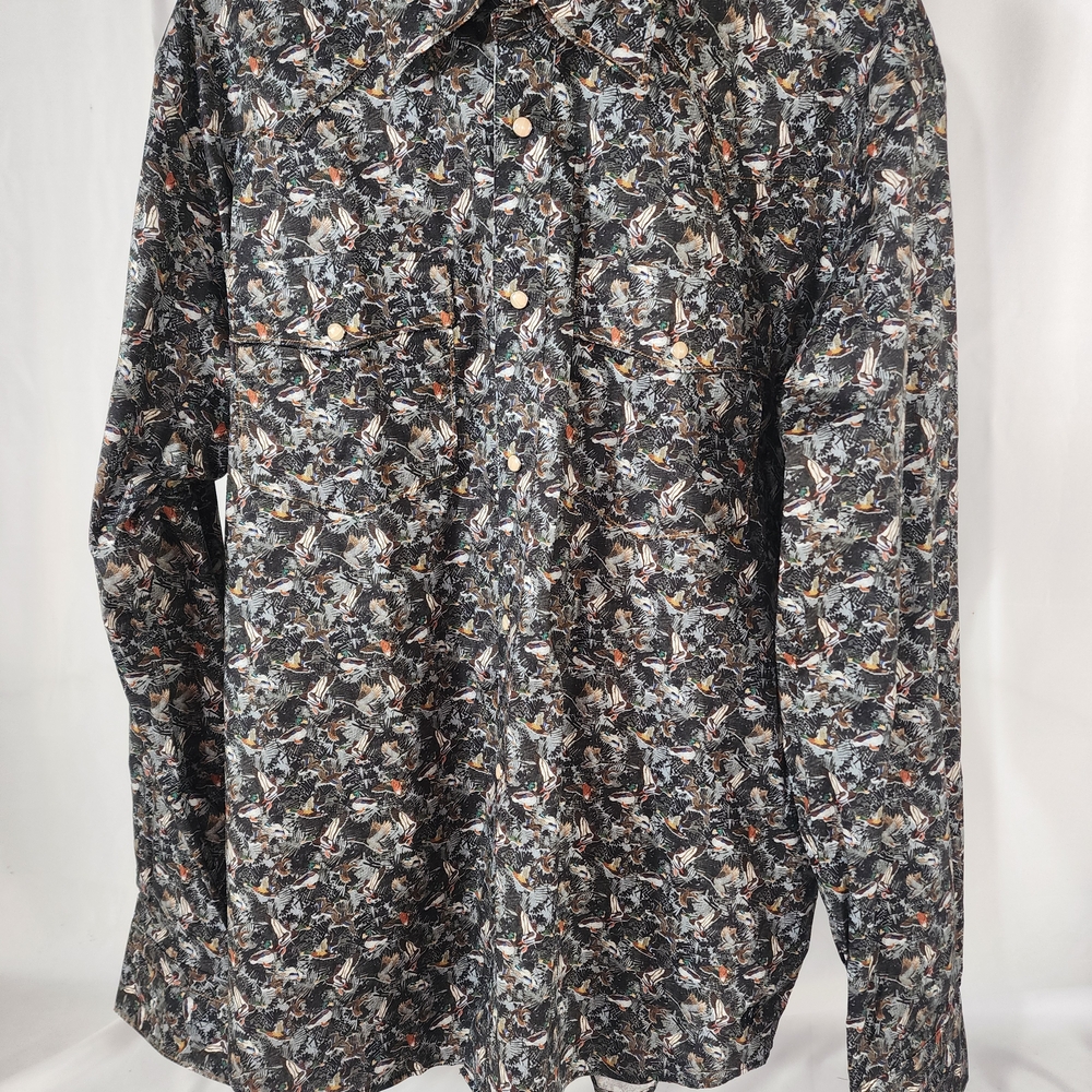 Stylish Black Patterned Casual Button Down Shirt